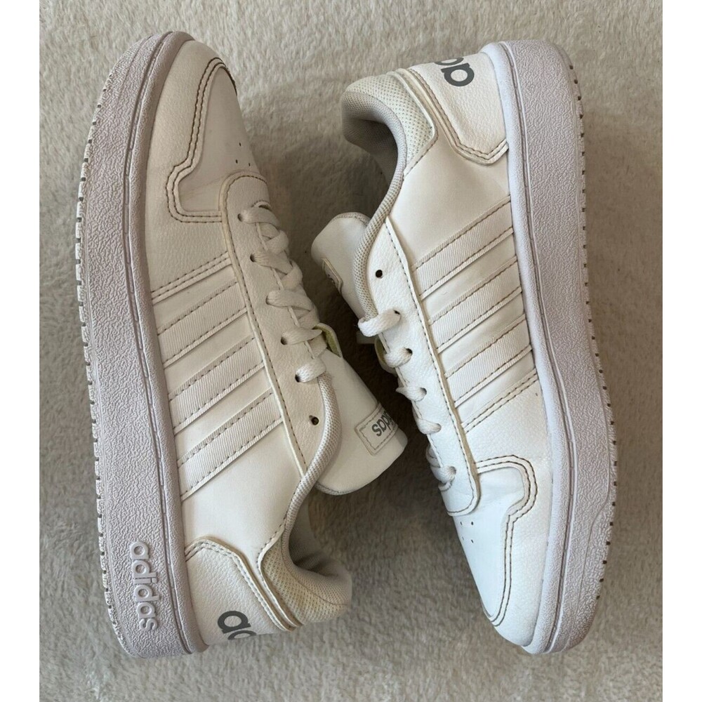 adidas Women's Low Classic Hoops 2.0  LHG  029003 White Size 6.0